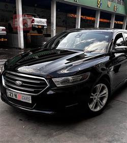 Ford Taurus